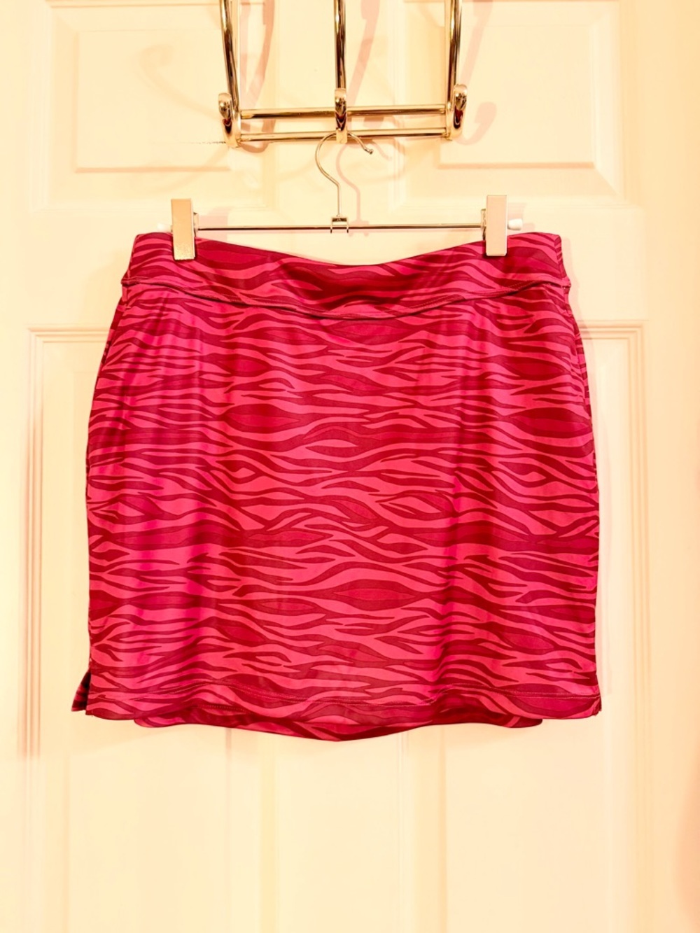 Pink gu skort